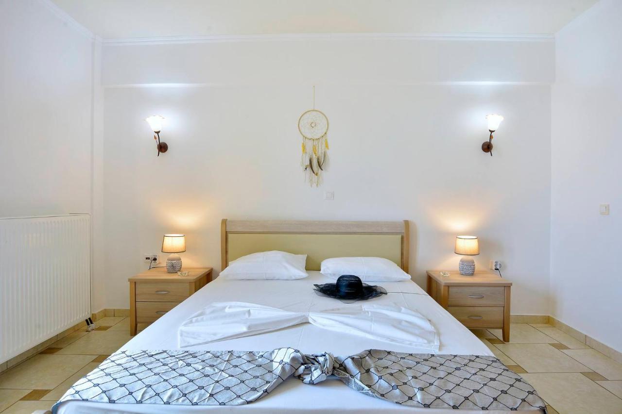 Golden Fox Villa Lakones Exterior photo