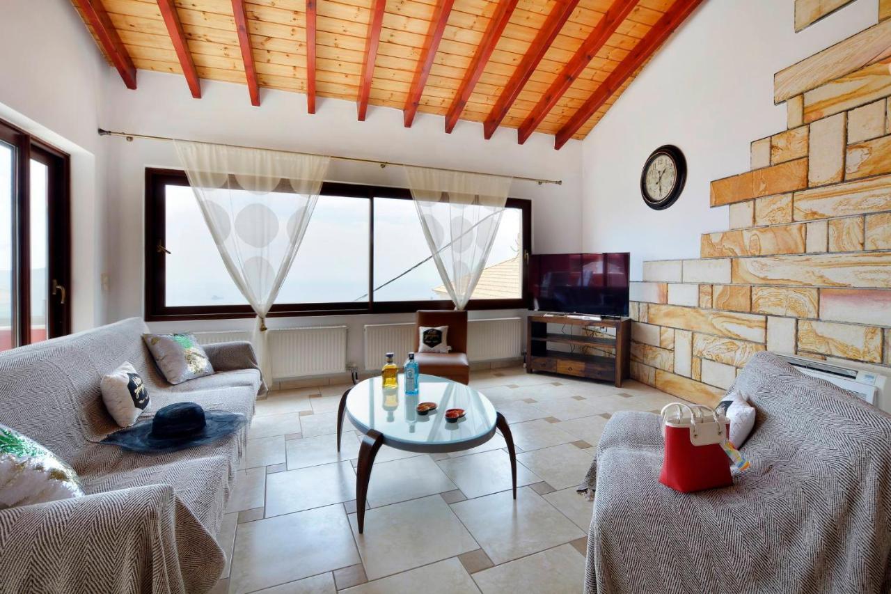 Golden Fox Villa Lakones Exterior photo