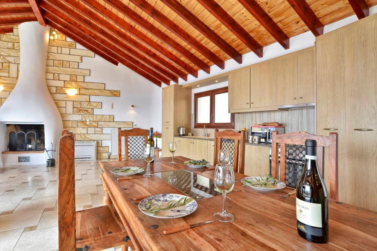 Golden Fox Villa Lakones Exterior photo